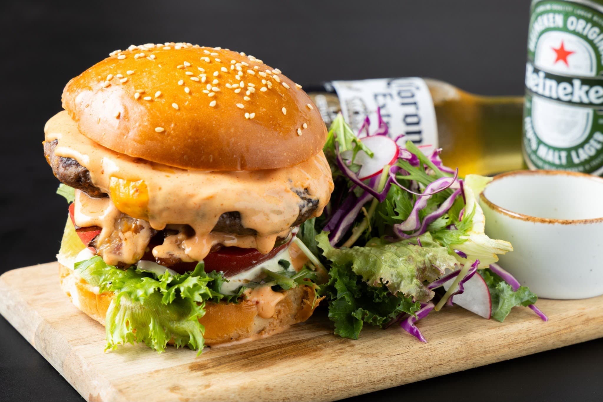 KOLOMBA signature 100% beef burger