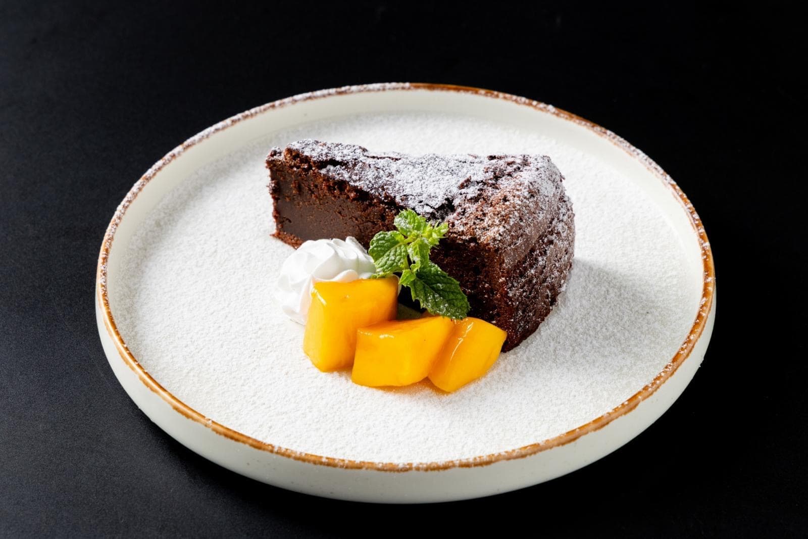 KOLOMBA HIROSHIMAの料理