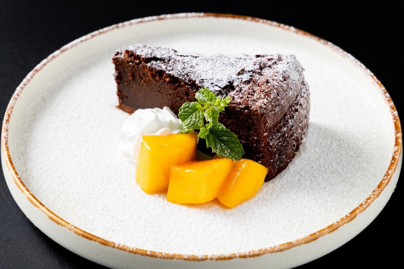 KOLOMBA HIROSHIMAの料理